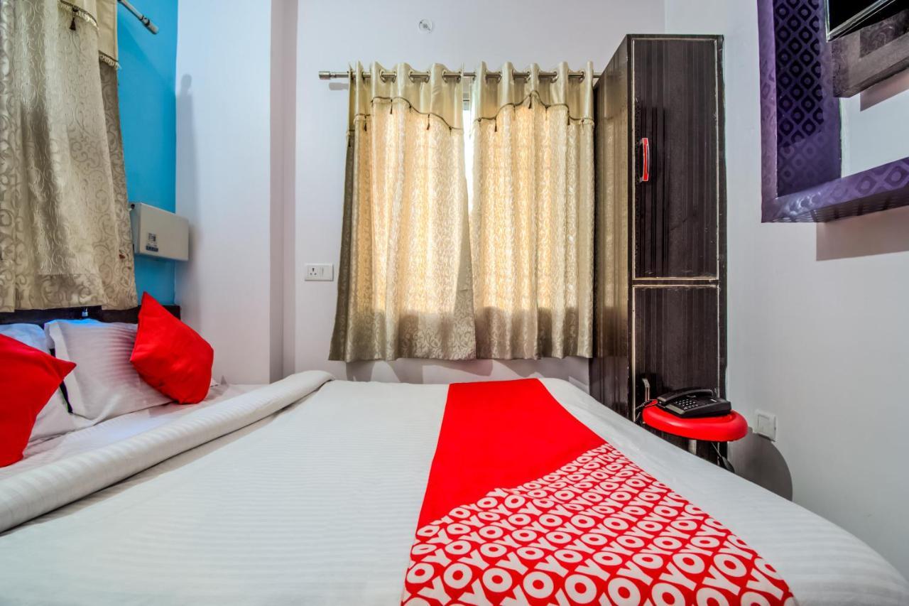 Oyo 14993 Rp Palace Danapur Экстерьер фото