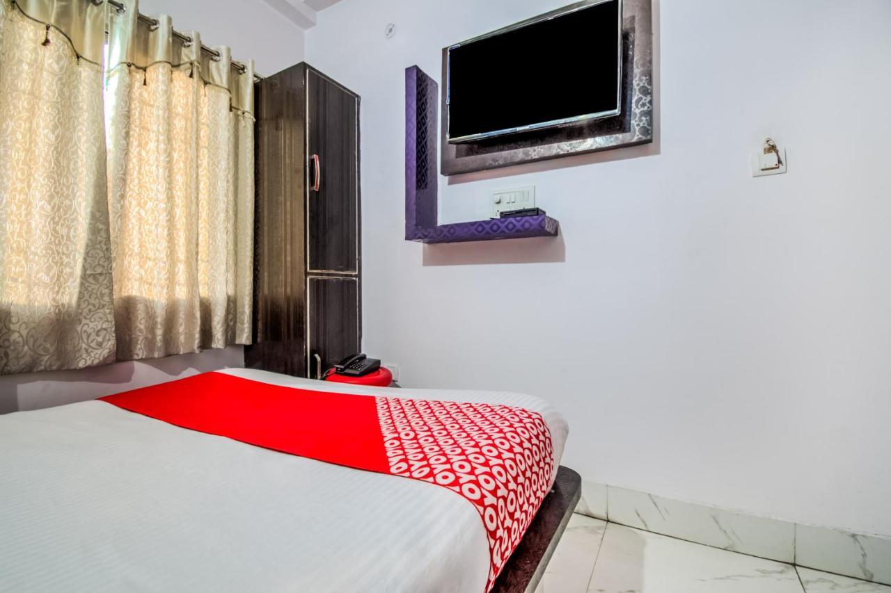Oyo 14993 Rp Palace Danapur Экстерьер фото