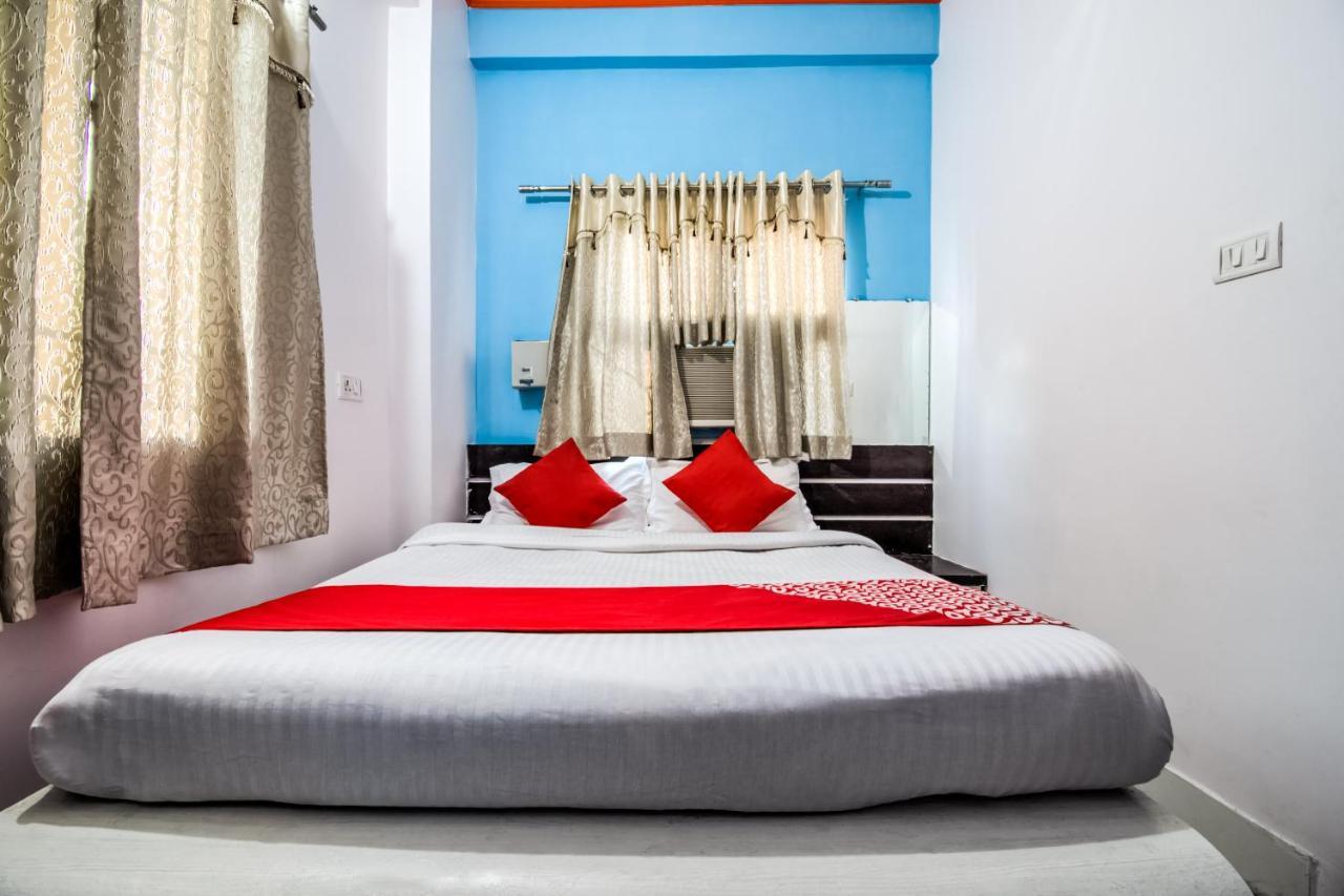 Oyo 14993 Rp Palace Danapur Экстерьер фото