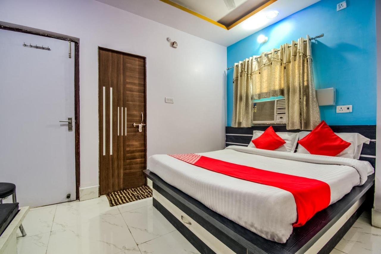Oyo 14993 Rp Palace Danapur Экстерьер фото